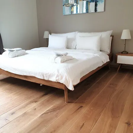 Elite-two Bedroom Montreux